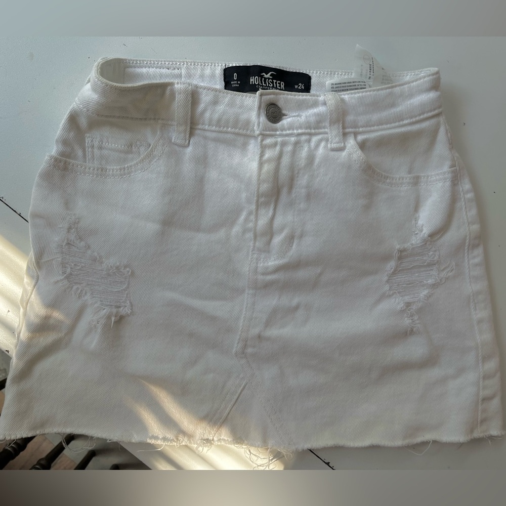 Vintage Hollister High-Rise Mini Skirt in White